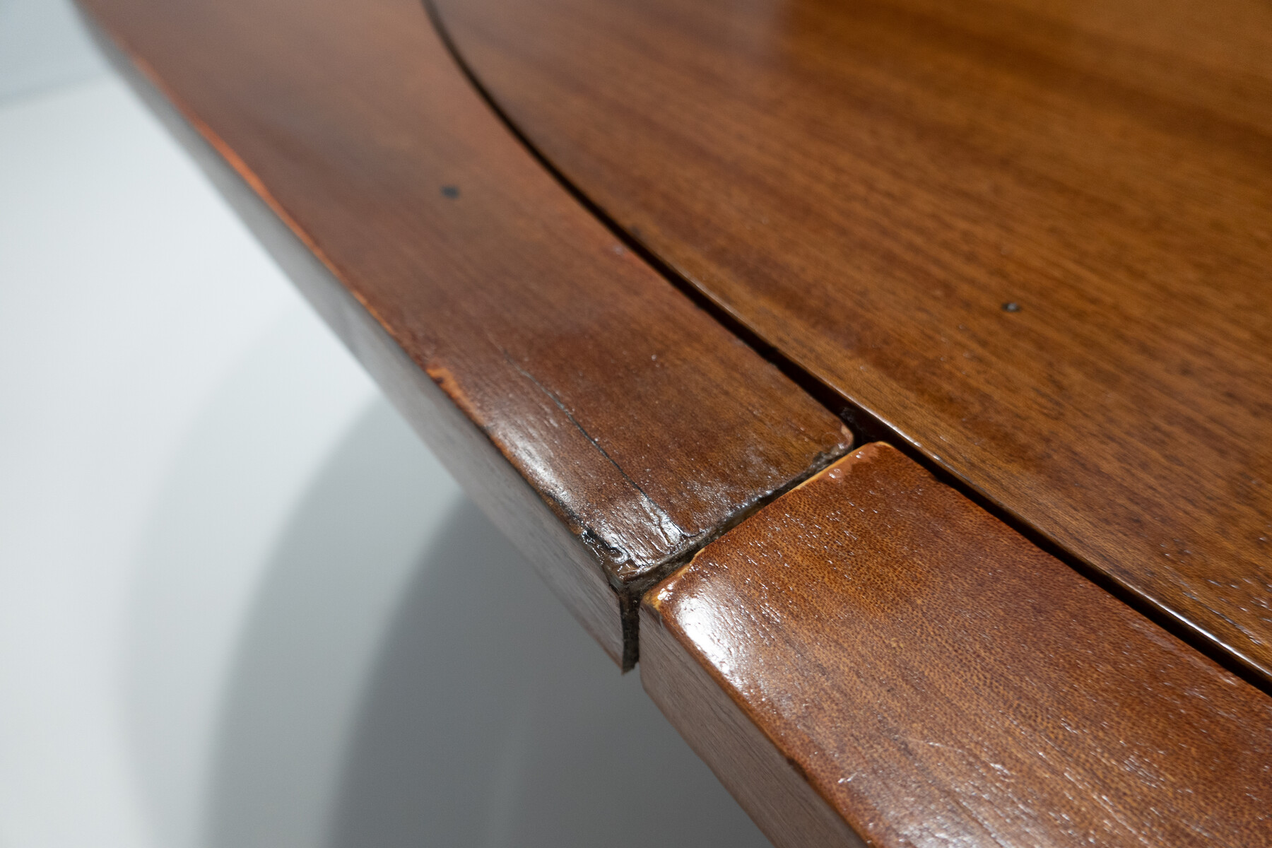 Mid-Century Modern Wood and Ceramic Extendable Dining Table by Melchiorre Bega and Pietro Melandri, Italy, 1950s