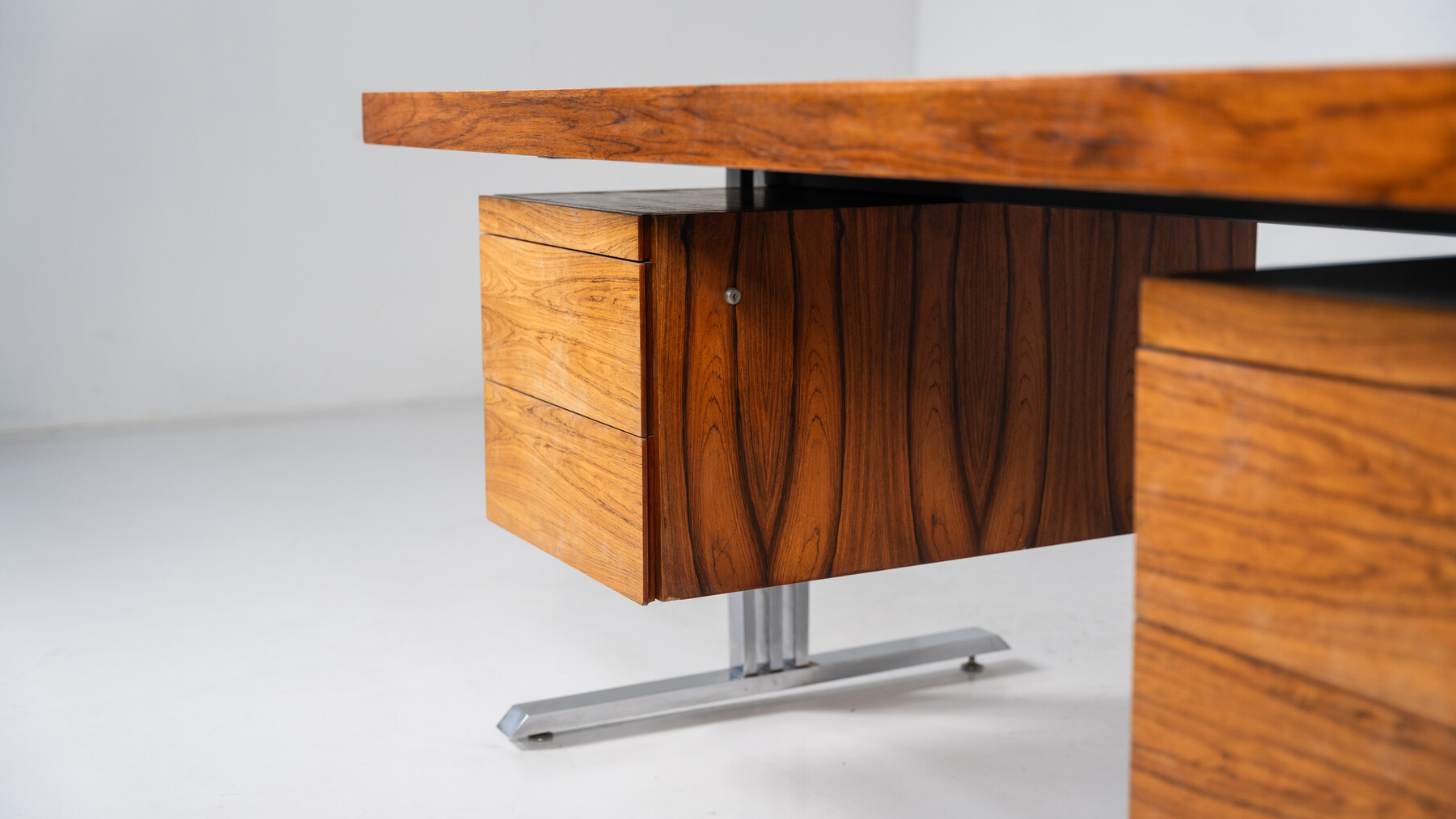 Mid-Century Modern Wooden and Chrome Desk, Italy, 1970s