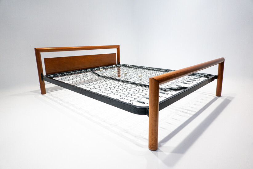 Mid-Century Modern Wooden Bed L108 by Eugenio Gerli for Tecno, 1960s