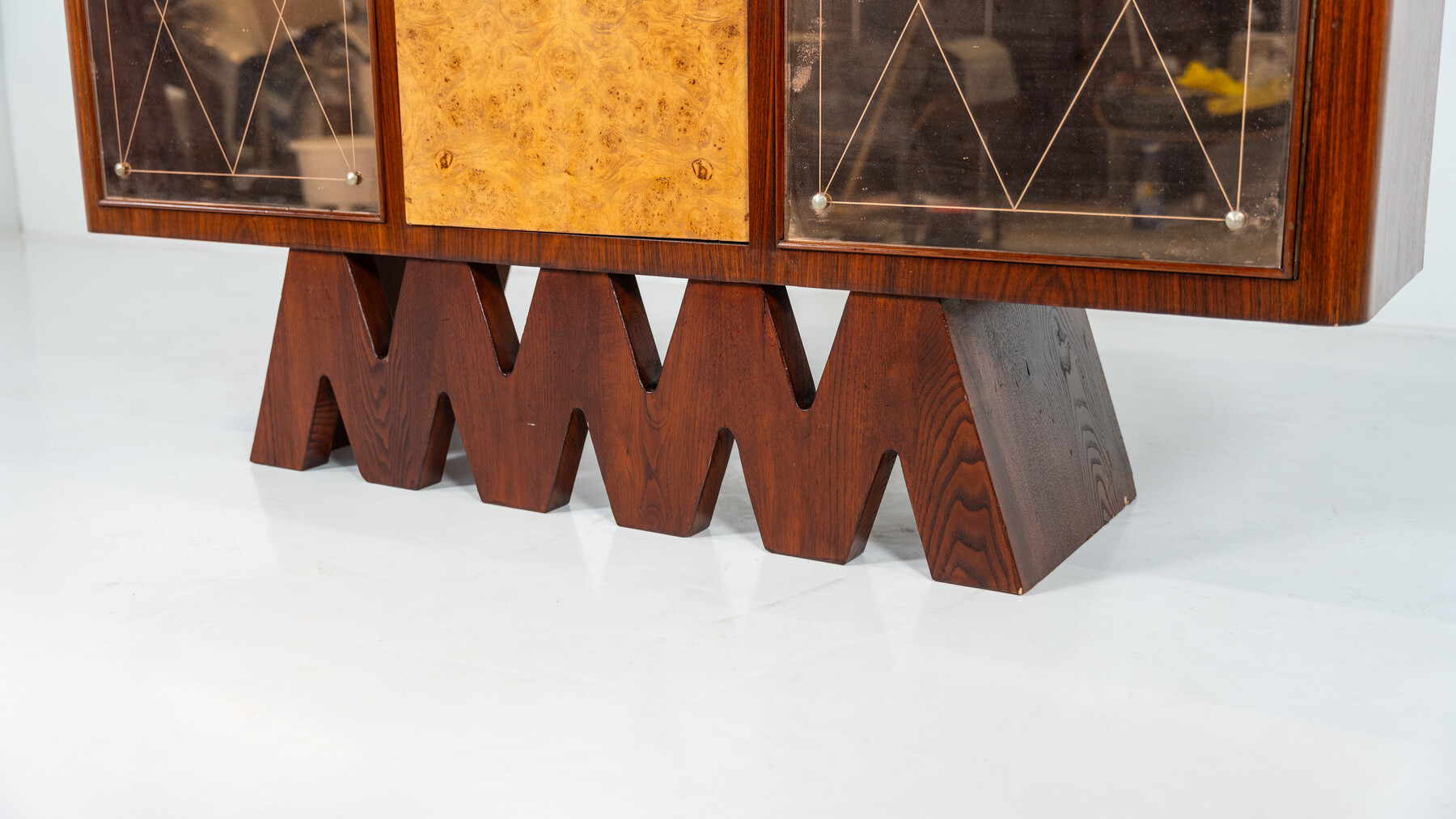 Mid-Century Modern Wooden Italian Bar attributed to Osvaldo Borsani, 1950s