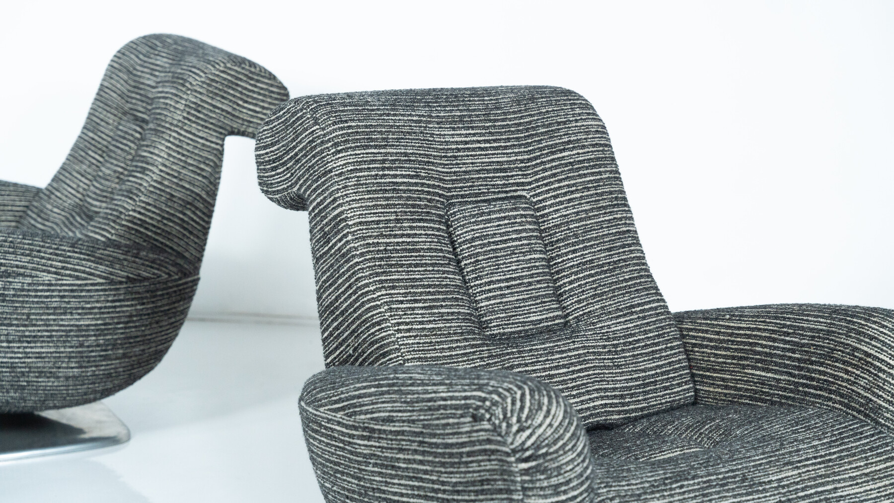 Mid-Century Pair of Armchairs, 1960s