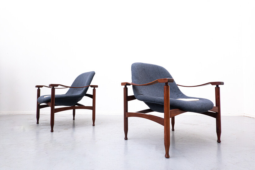 Mid-Century Pair of Blue Armchairs, Wood and Fabric, Italy, 1960s