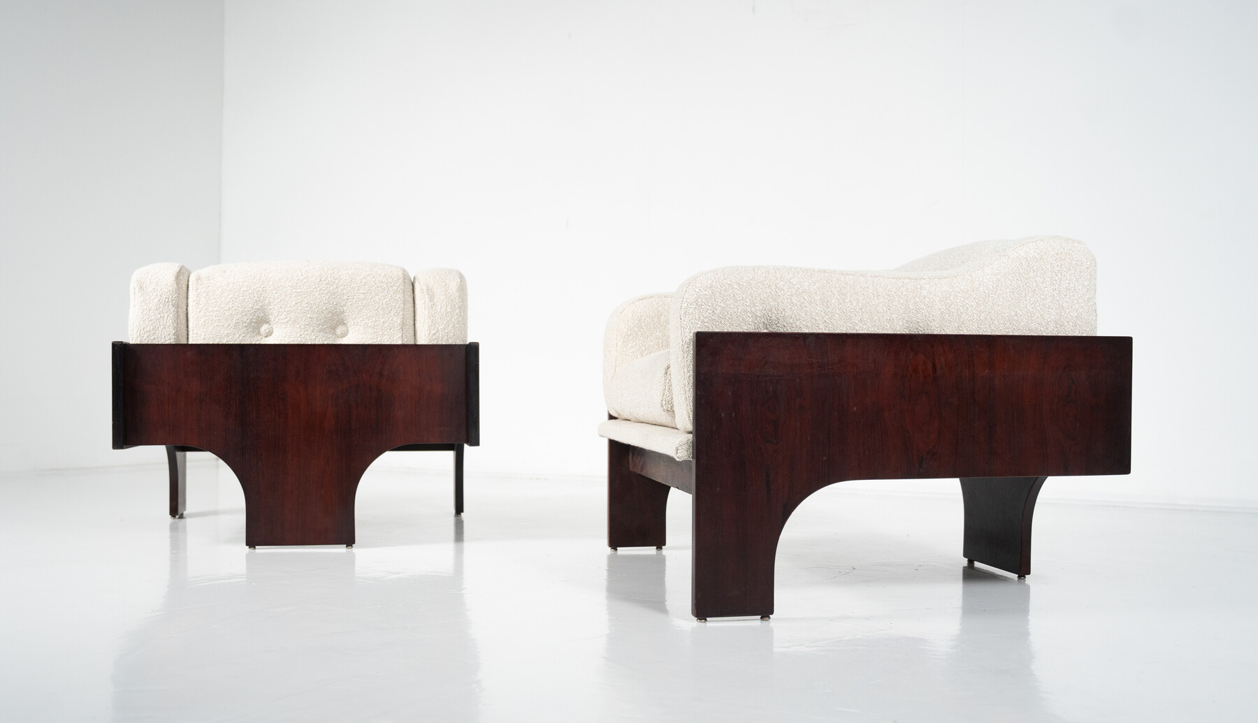 Mid-Century Pair of Oriolo Armchairs by Claudio Salocchi for Sormani Wood and White Fabric - Italy 1960s