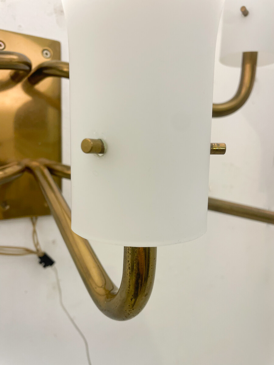 Mid-Century Pair of Wall Lights 