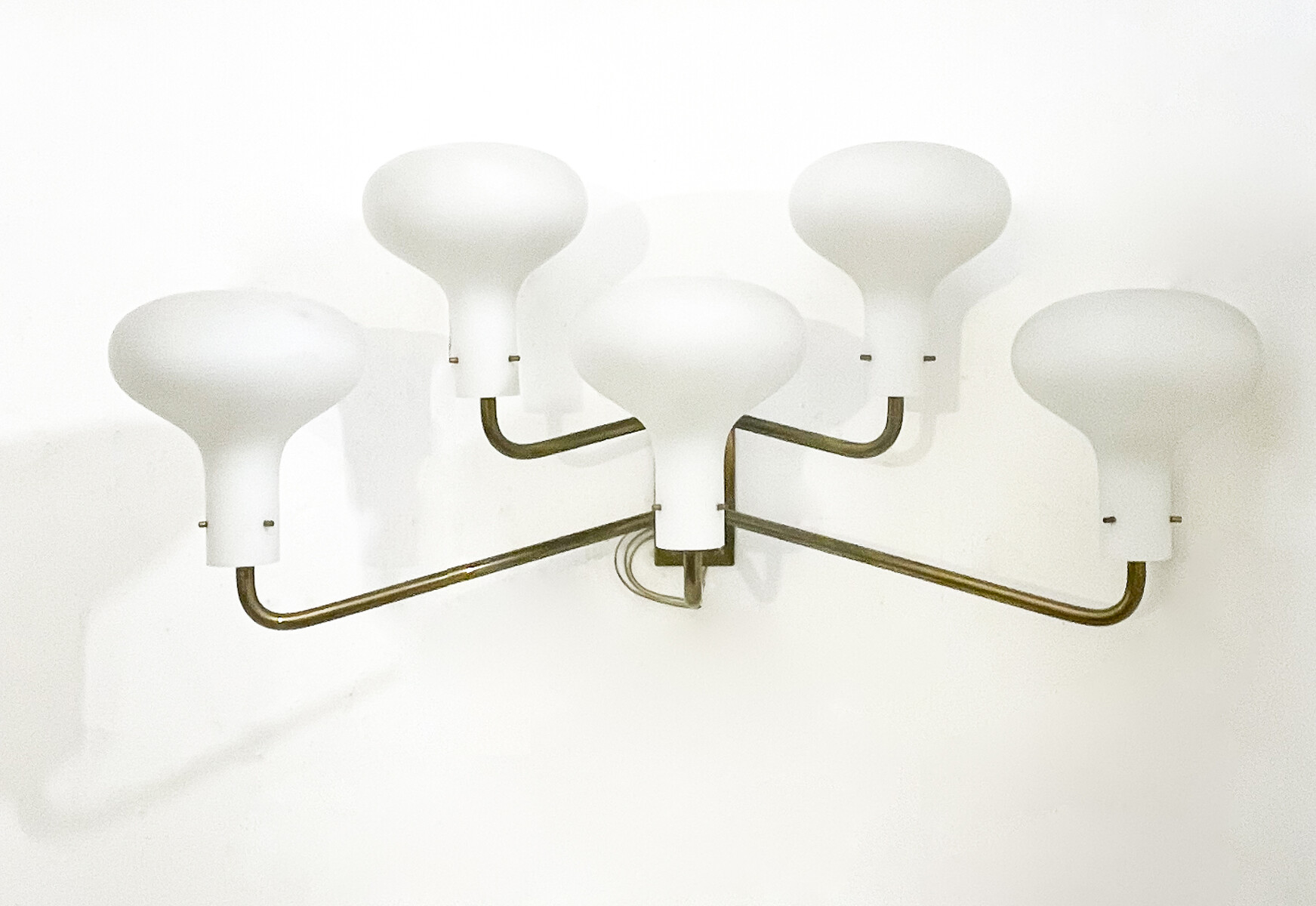 Mid-Century Pair of Wall Lights 