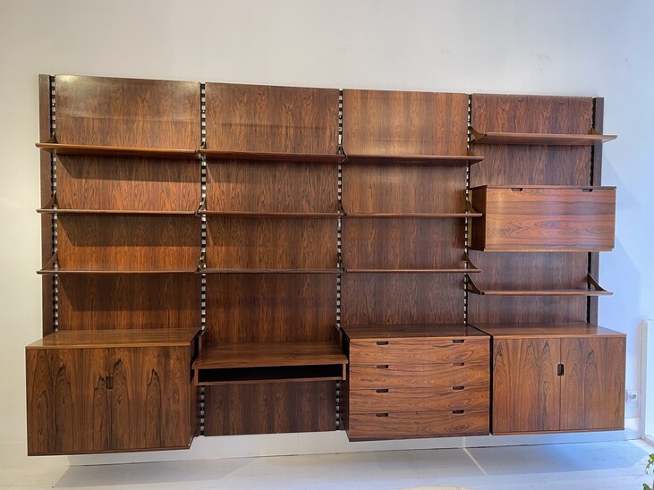 Mid-Century Rosewood Wall Unit by Raffaella Crespi For Mobilia, Italy, 1960s