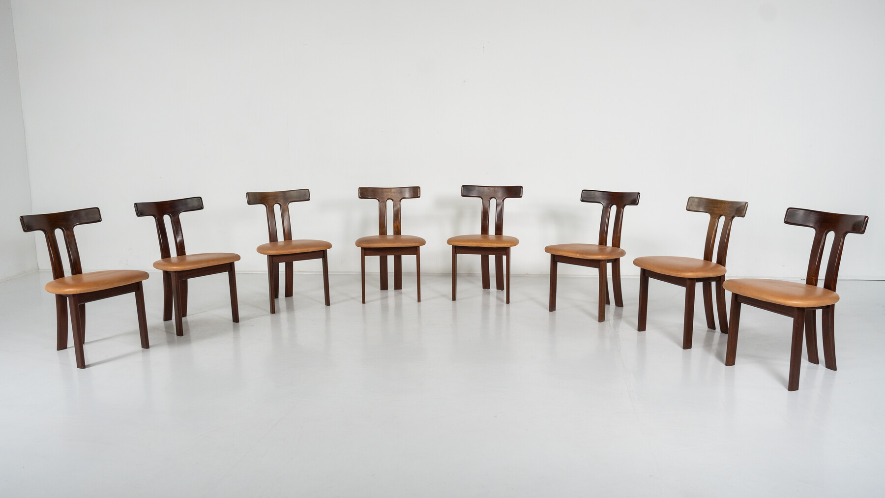 Mid-Century Set of 8 T Chairs, Scandinavian Style, 1960s 