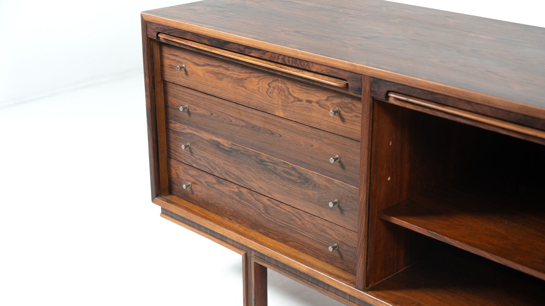 Mid-Century Sideboard in the style of Gianfranco Frattini, Italy, 1960s