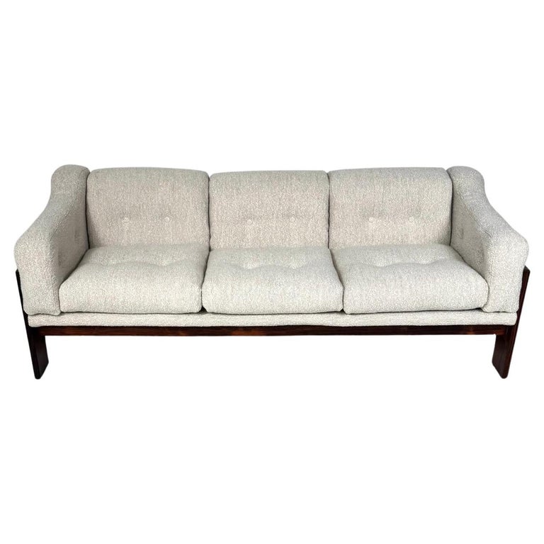 Mid-Century Sofa Oriolo by Claudio Salocchi for Sormani Wood and White Fabric - Italy 1960s