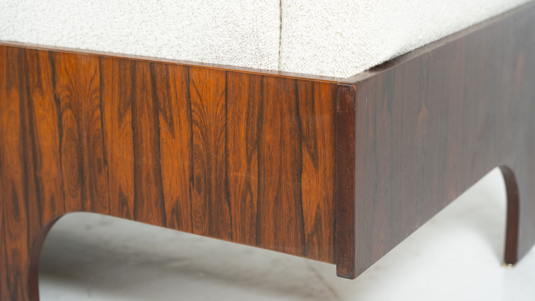 Mid-Century Sofa Oriolo by Claudio Salocchi for Sormani Wood and White Fabric - Italy 1960s - New Upholstery