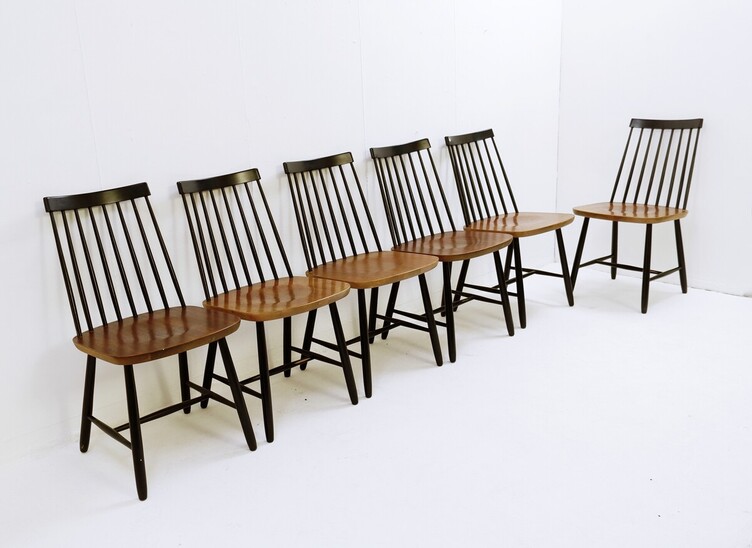 Mid-Century Spindle Back Dining Chairs by Yngve Ekström for Pastoe, Netherlands, 1950s