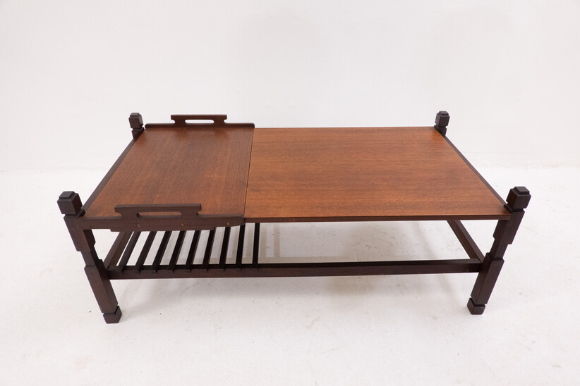 Mid-Century Wooden Coffee table with removable Tray, Italy 1960s