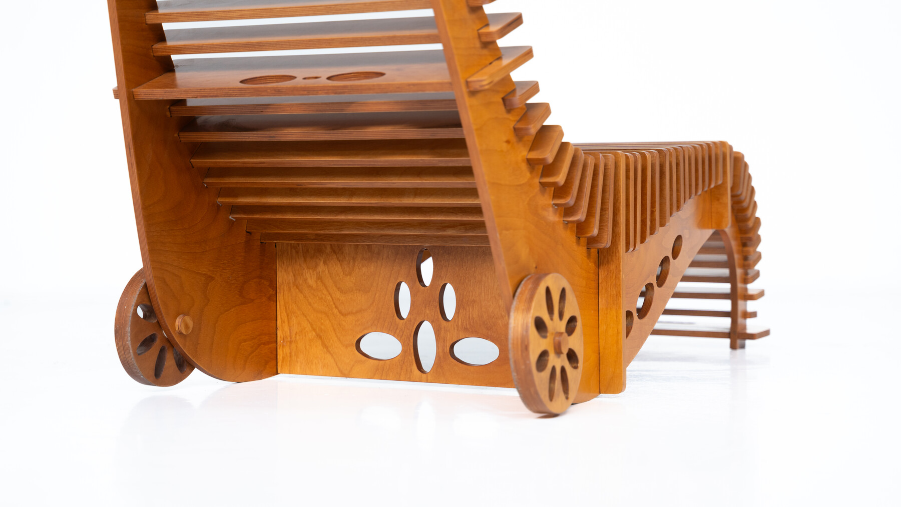 Mid-Century Wooden Lounge Chair, Italy, 1960s