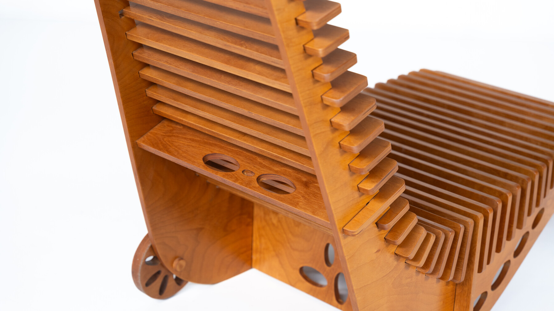 Mid-Century Wooden Lounge Chair, Italy, 1960s