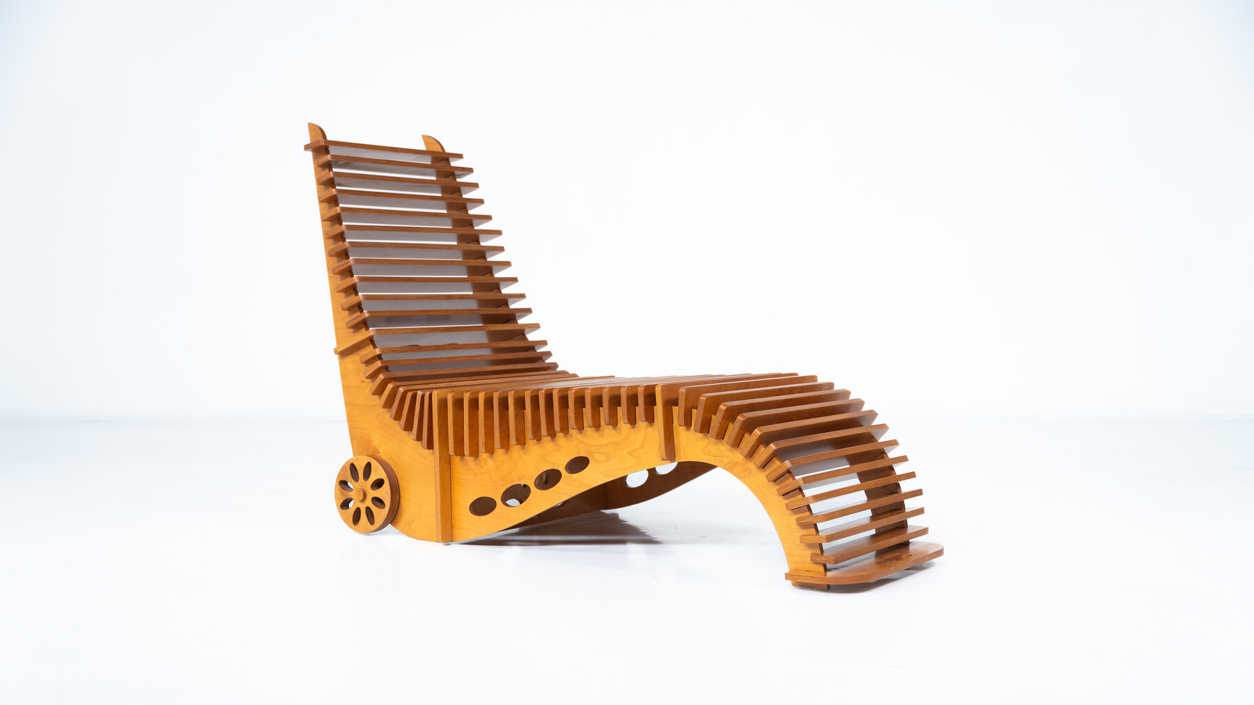 Mid-Century Wooden Lounge Chair, Italy, 1960s
