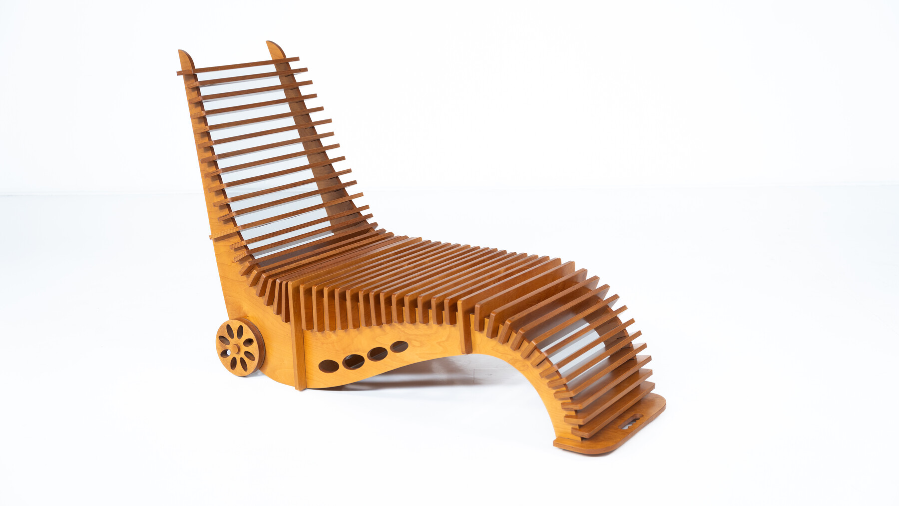Mid-Century Wooden Lounge Chair, Italy, 1960s