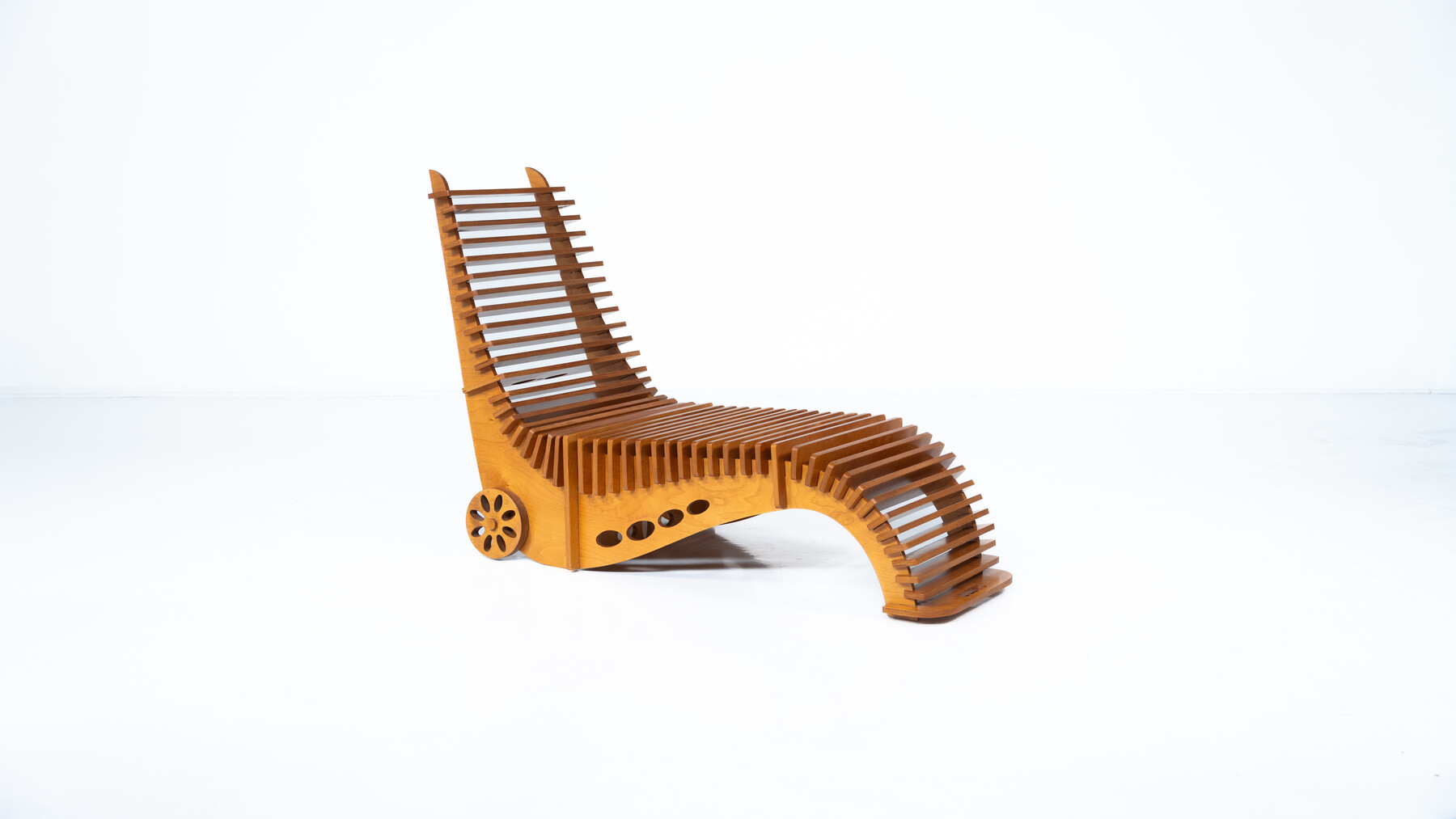 Mid-Century Wooden Lounge Chair, Italy, 1960s