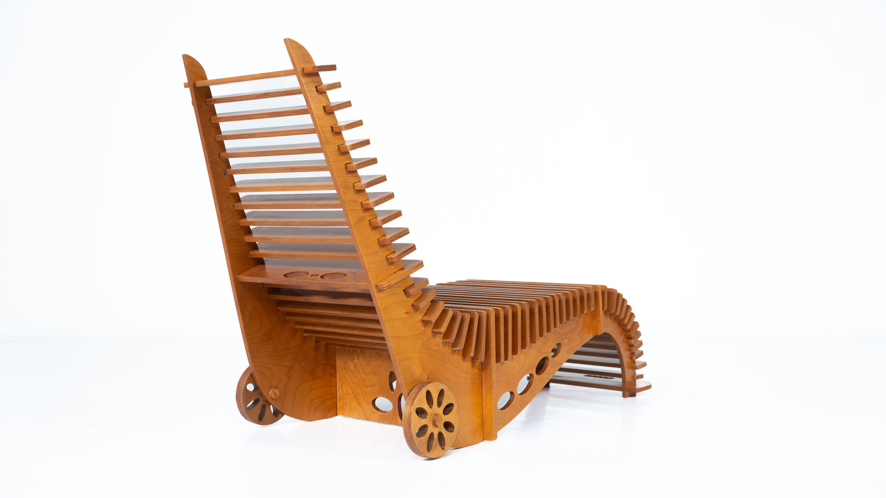 Mid-Century Wooden Lounge Chair, Italy, 1960s