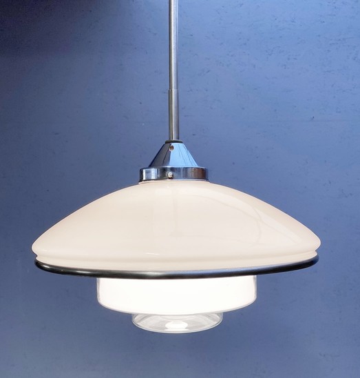 Otto Muller pendant Light P4 for Sistrah, 1930s