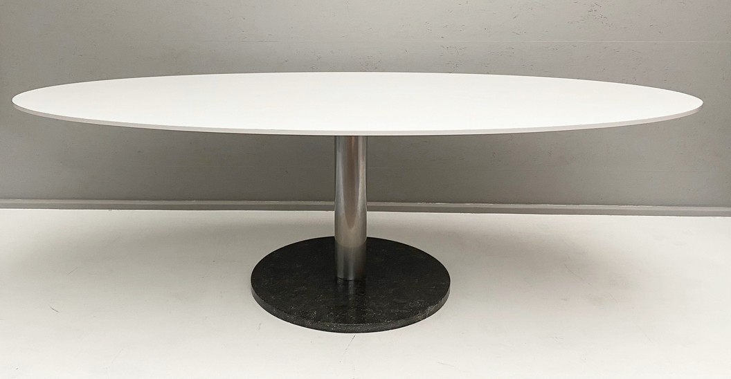 Oval dining table by Alfred Hendrickx