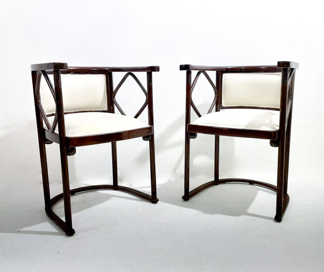 Pair of Armchairs by Josef Hoffmann, Cabaret Fledermaus, 1900s