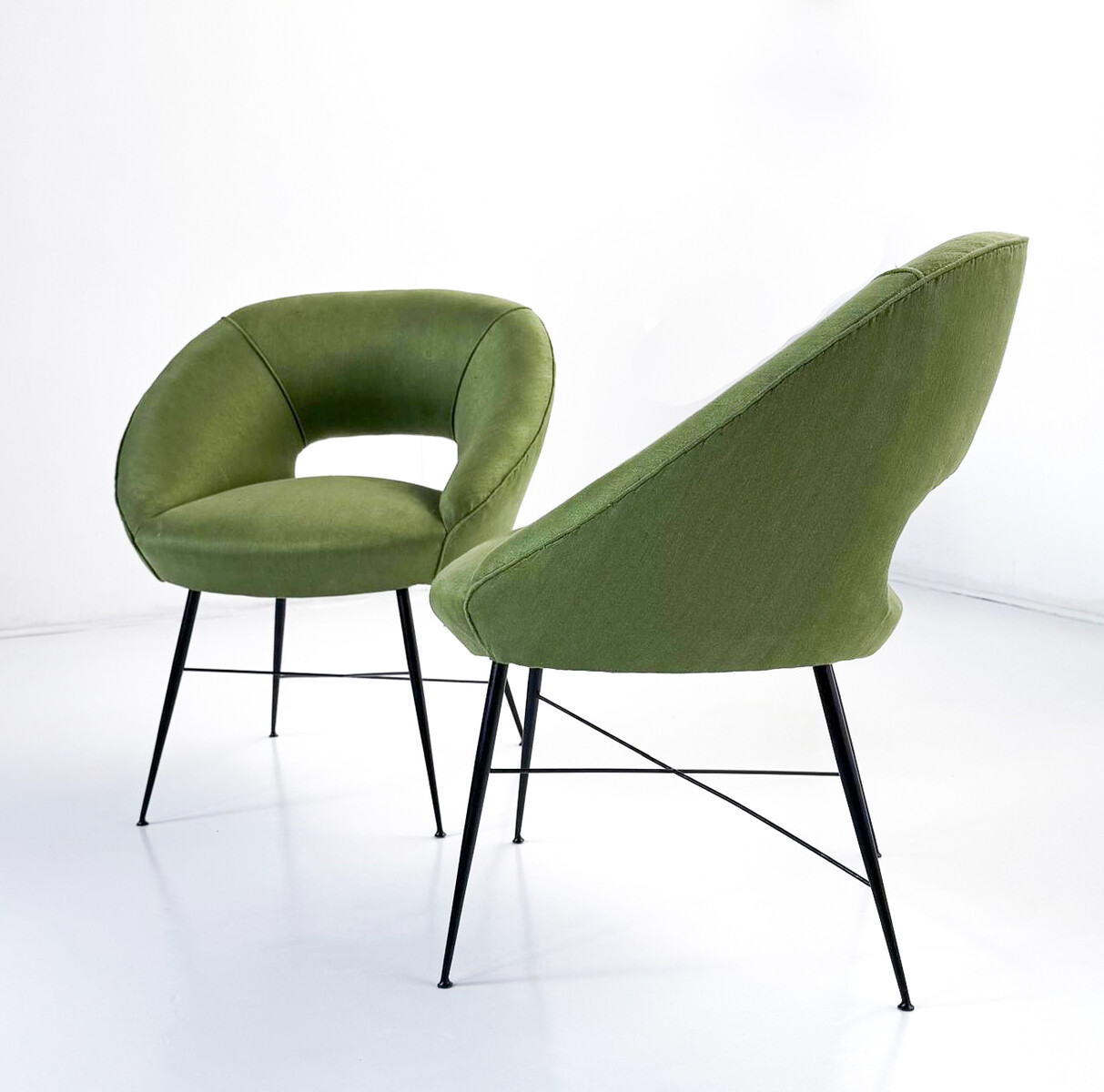 Pair of Armchairs by Silvio Cavatorta, Italy, 1950s - New Upholstery