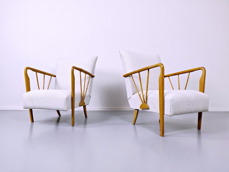 Pair of armchairs in style of Paolo Buffa 