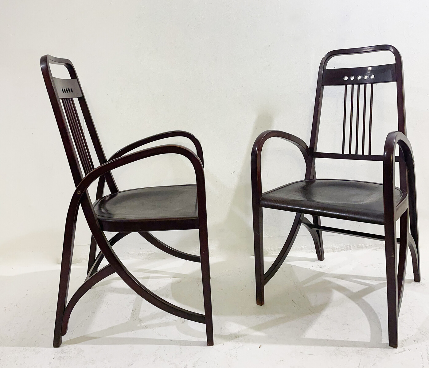 Pair of Armchairs Mod 1511 by  Thonet, 1900s