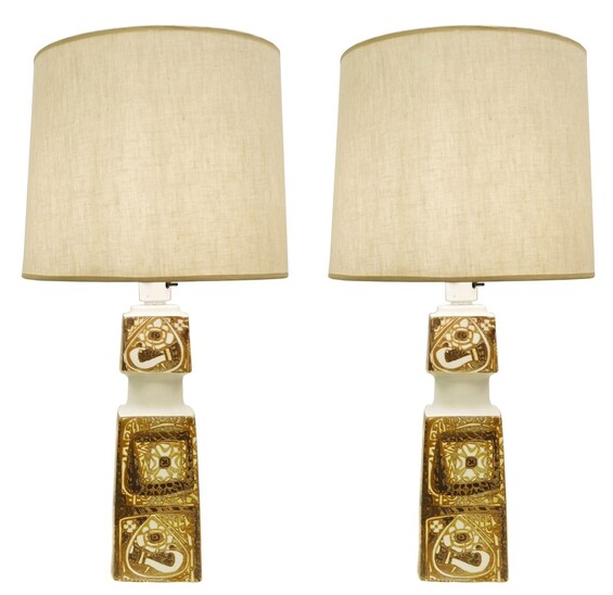 Pair of baca ceramic lamps by Nils Thorsson for Royal Copenhagen
