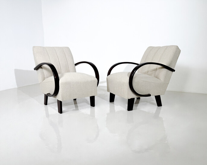 Pair of Bentwood Armchairs by Jindrich Halabala - Czech Republic 1940s