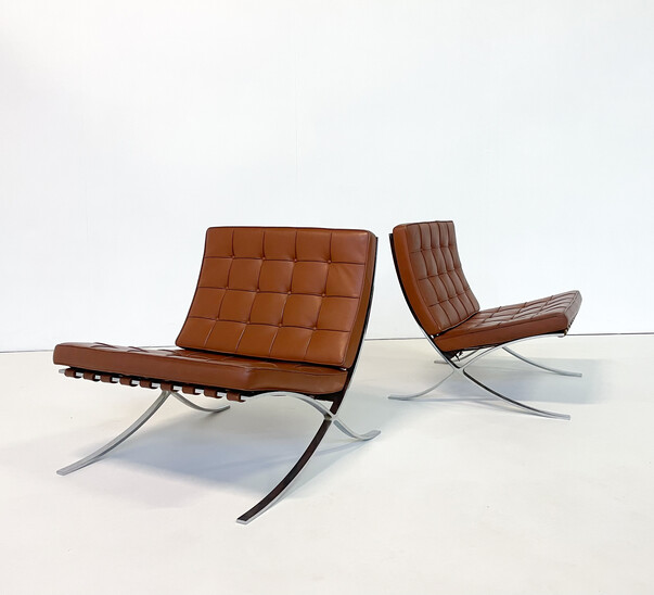 Pair of Brown Leather Barcelona Chairs by Mies Van Der Rohe for Knoll