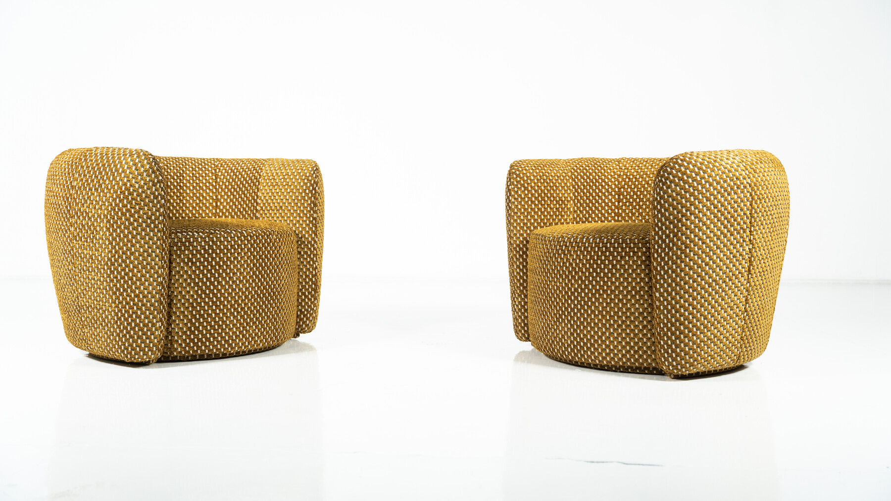 Pair of Contemporary Armchairs, Italy