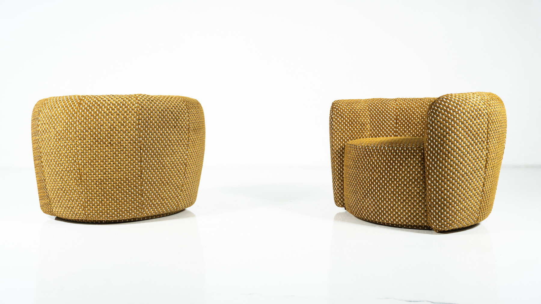 Pair of Contemporary Armchairs, Italy