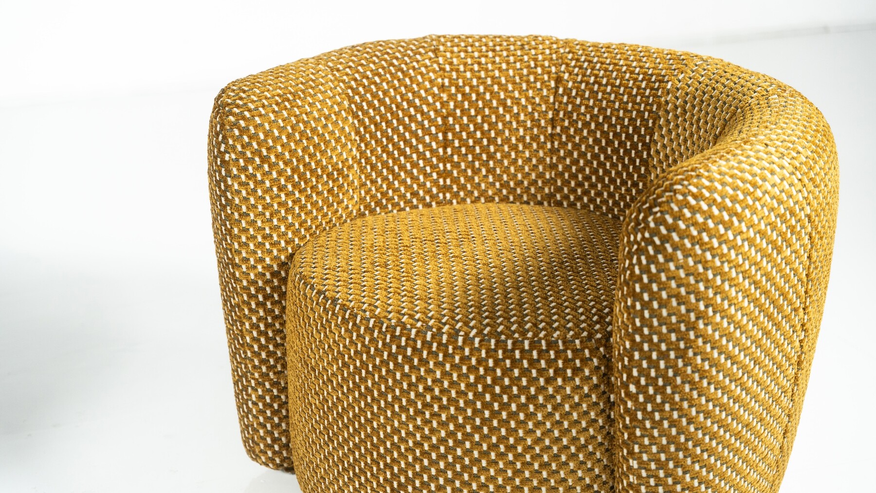 Pair of Contemporary Armchairs, Italy