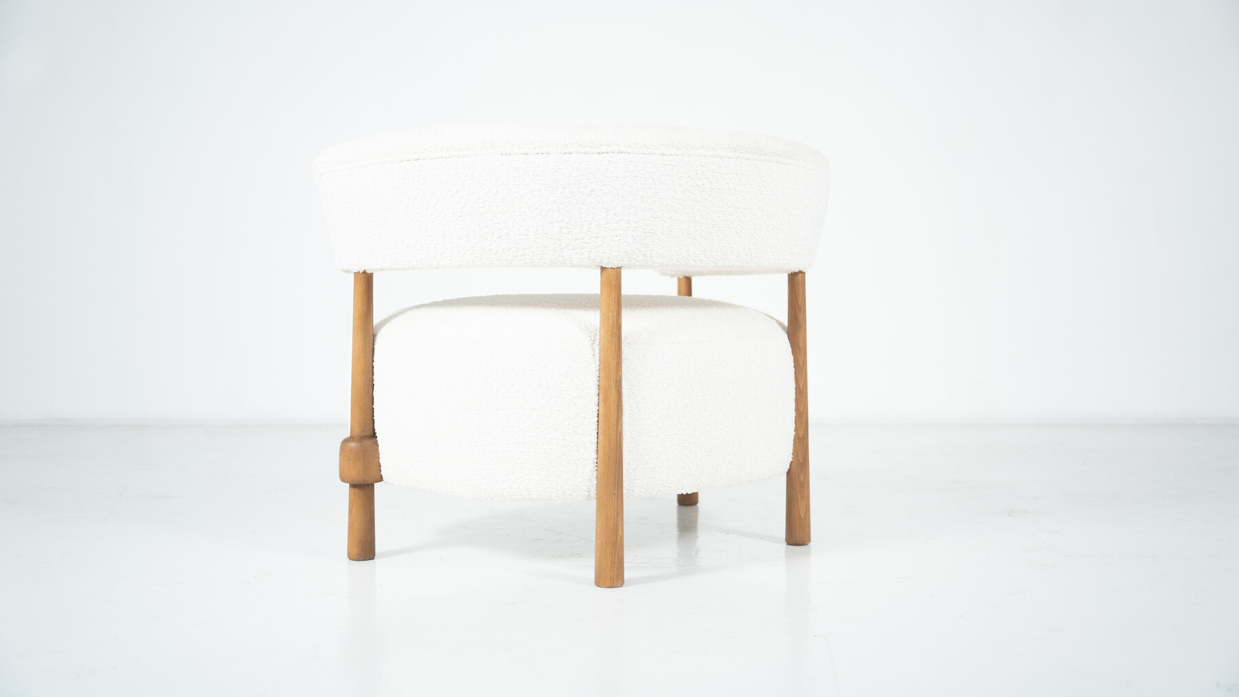 Pair of Contemporary Italian Armchairs, Italy 