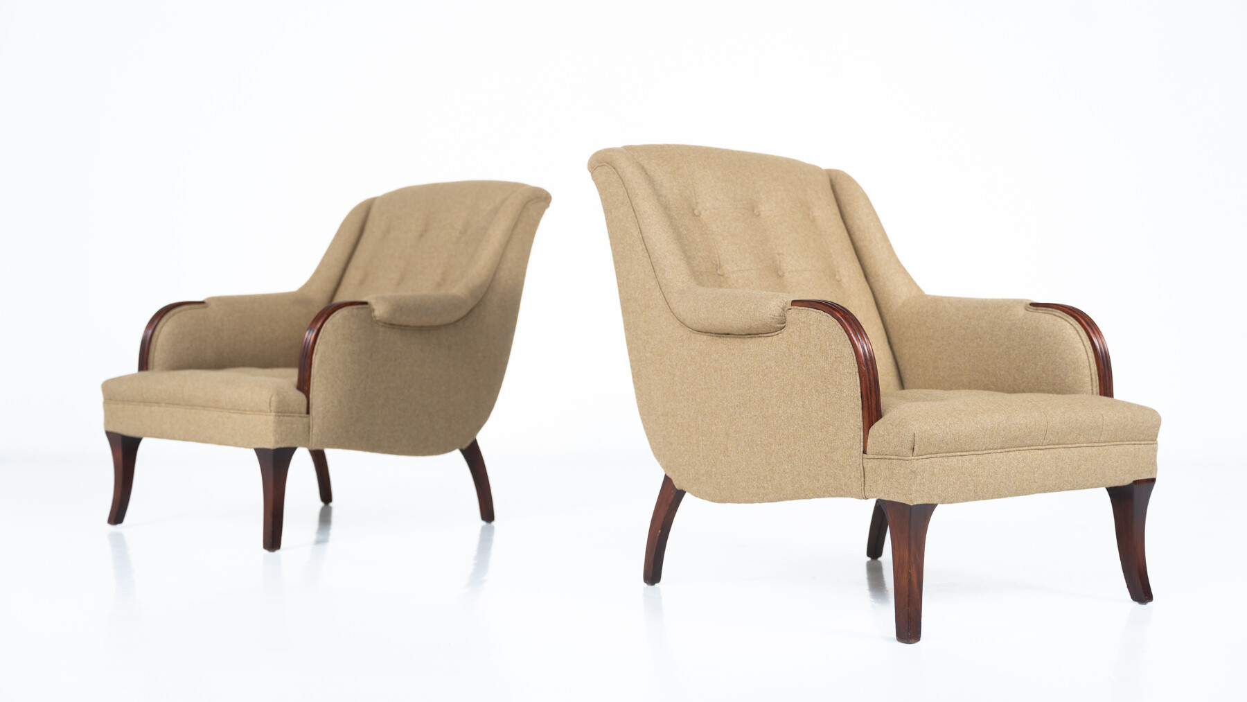 Pair of Italian Armchairs, Italy, 1950s - New Upholstery 