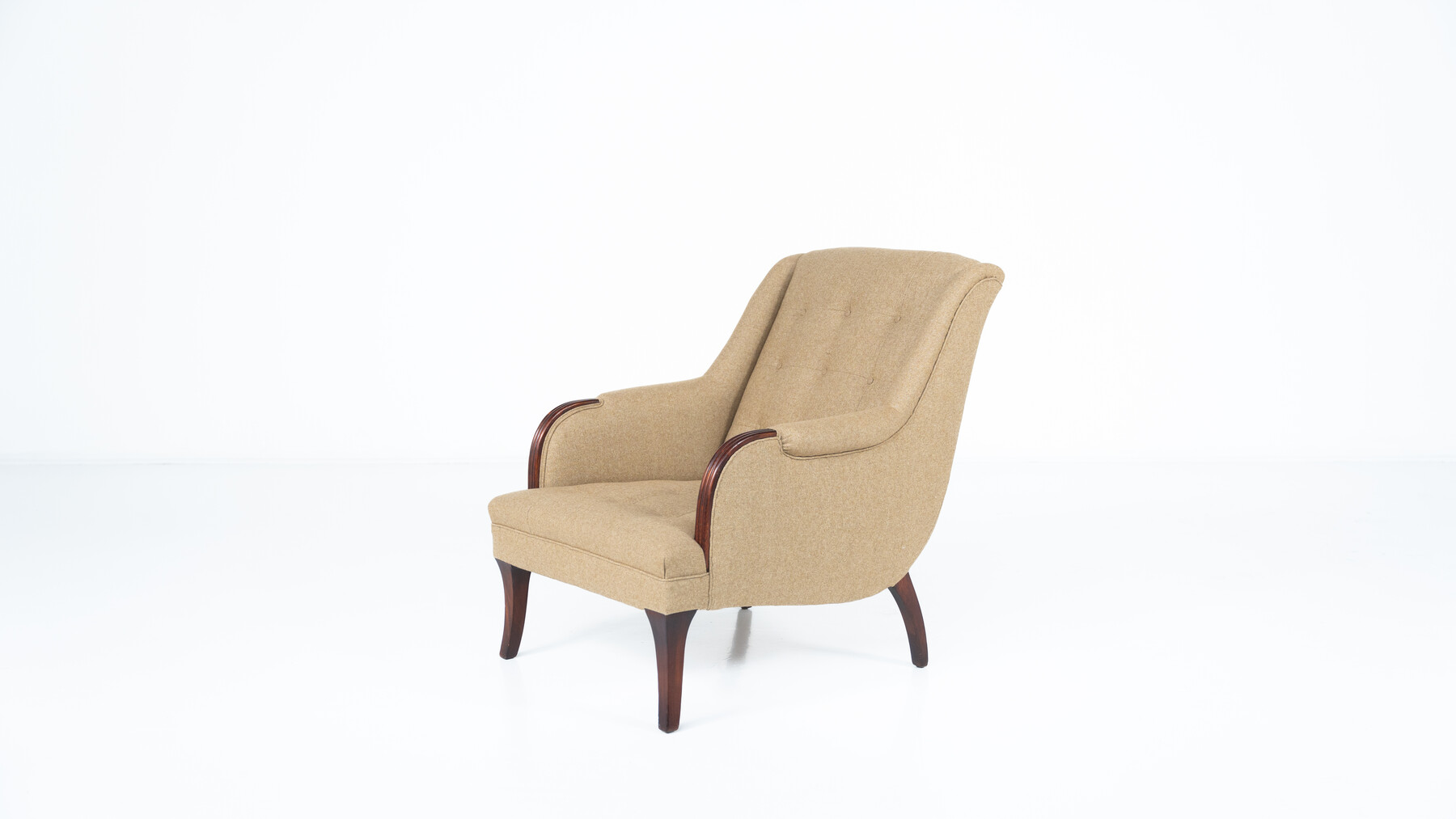 Pair of Italian Armchairs, Italy, 1950s - New Upholstery 