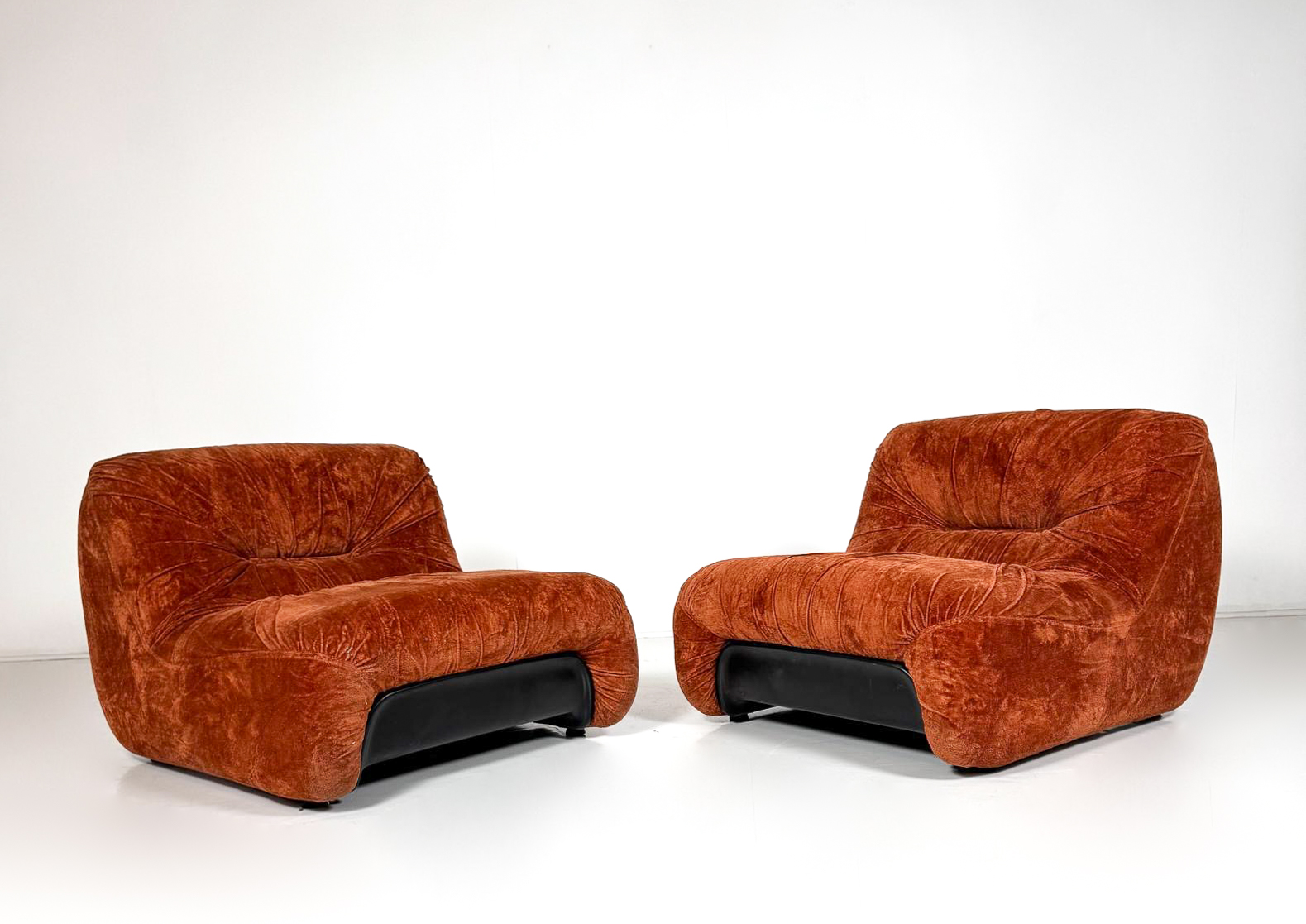 Pair of Malù Armchairs by Diego Mattu for 1P, Italy, 1960s