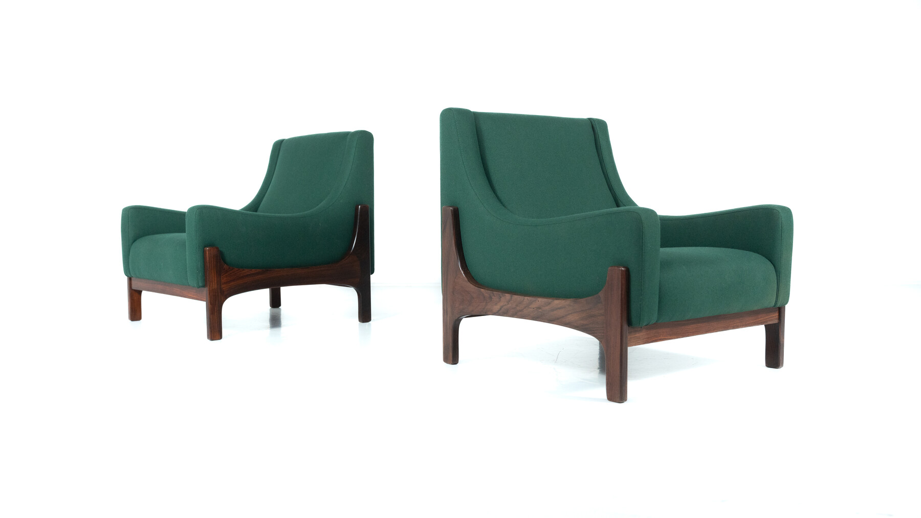Pair of Mid-Century Italian Armchairs, 1960s - New Upholstery