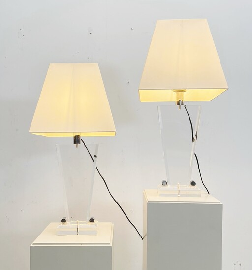 Pair of mid-century plexiglass table lamp with lampshade - Italy 1970s