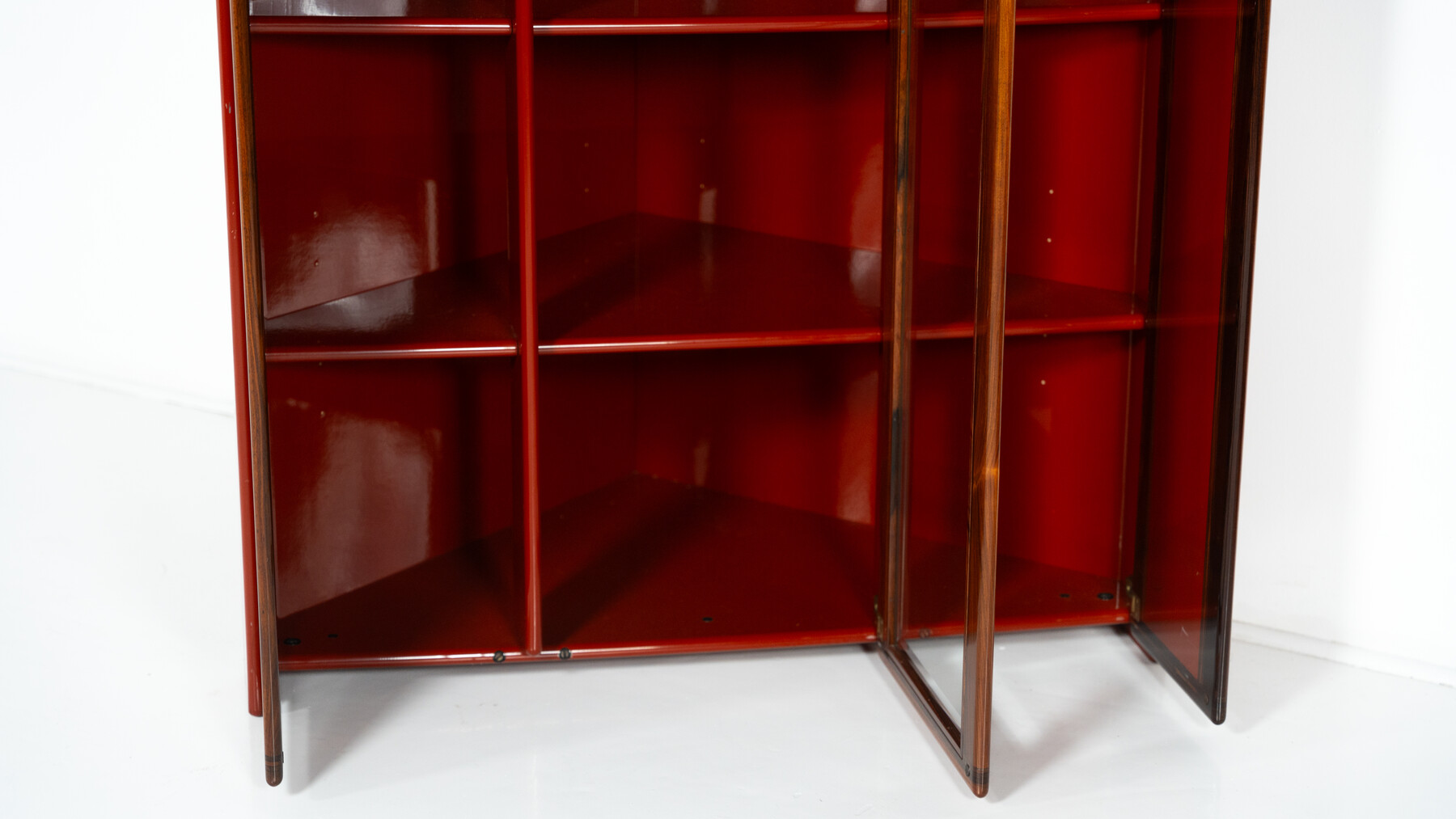 Pair of Red Artona Bookcases by Afra and Tobia Scarpa, Maxalto,1960s