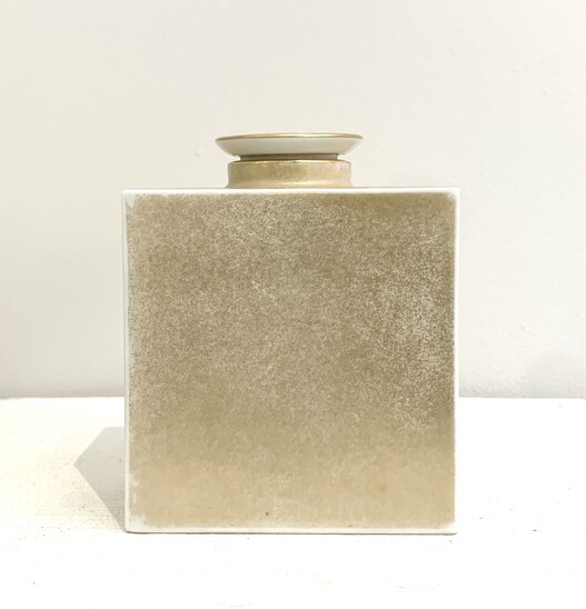 Porcelain Tea Flask By Trude Petri For Kpm - Berlin 1936