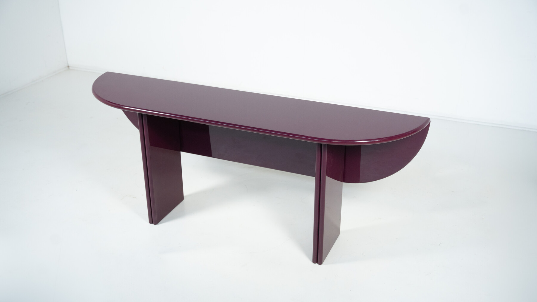 Purple Lacquered Wood Takahama 