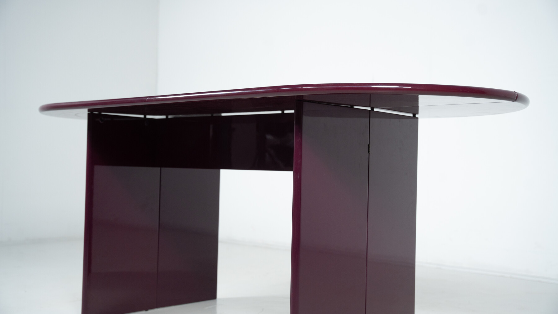Purple Lacquered Wood Takahama 