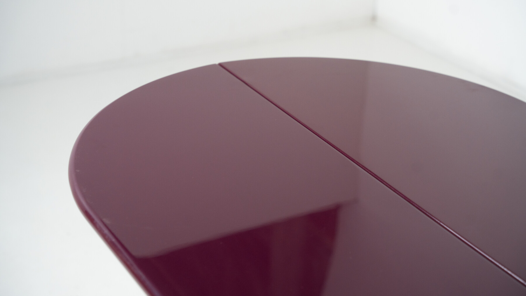 Purple Lacquered Wood Takahama 