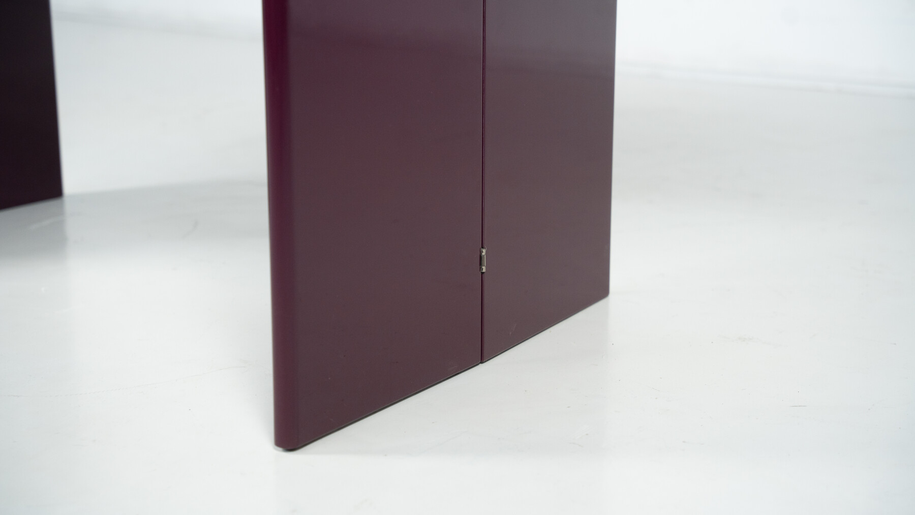 Purple Lacquered Wood Takahama 