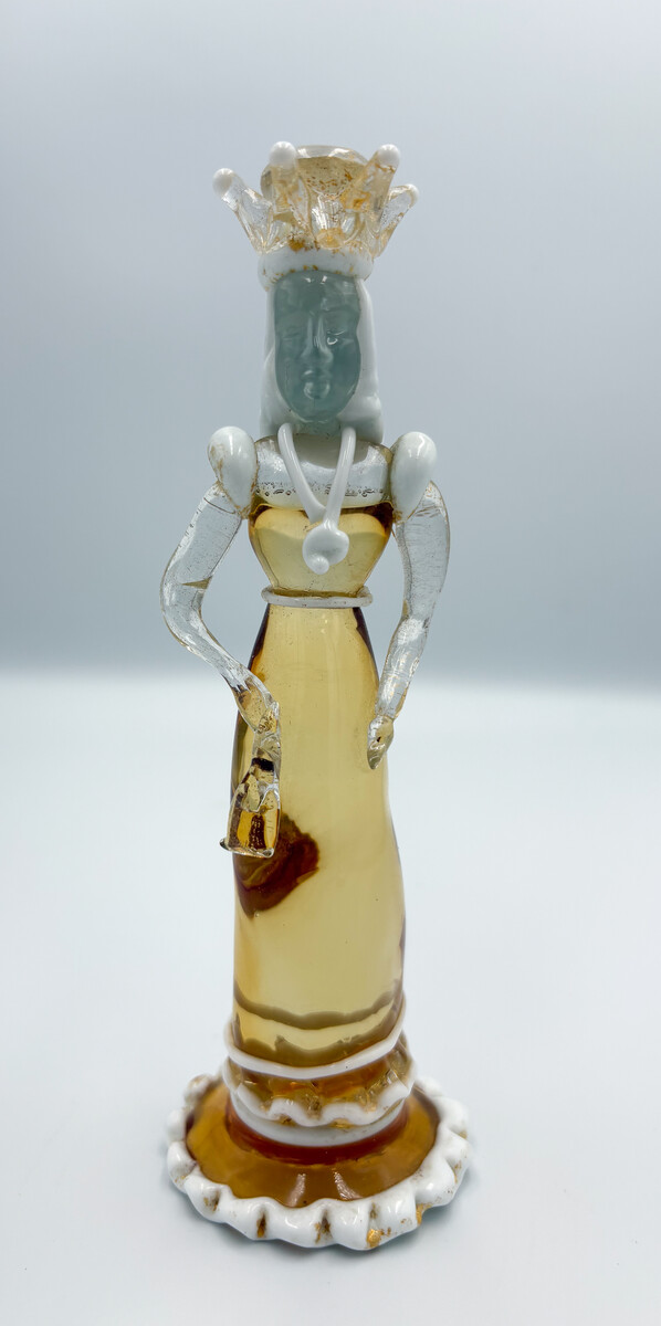 Rare Chess Set Composed of 32 Solid Amber Glass Pieces, finished in white or black pâte de verre, with gold leaf decoration, Barbini,Pauly & C, Murano, 1930s