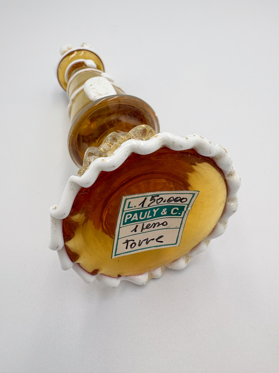 Rare Chess Set Composed of 32 Solid Amber Glass Pieces, finished in white or black pâte de verre, with gold leaf decoration, Barbini,Pauly & C, Murano, 1930s