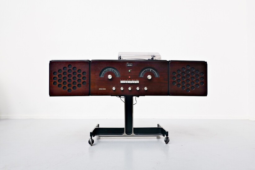 Record Player Brionvega by Achille & Pier Giacomo Castiglioni