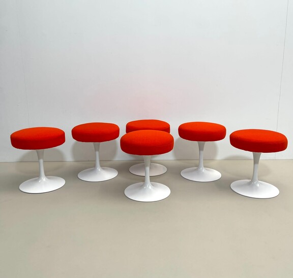 Red Tulip Stool by Eero Saarinen for Knoll, 1960s - 6 Available
